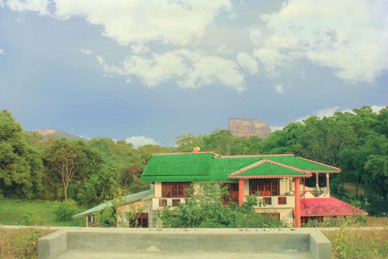 סיגירייה Sinhagiri Villa מראה חיצוני תמונה